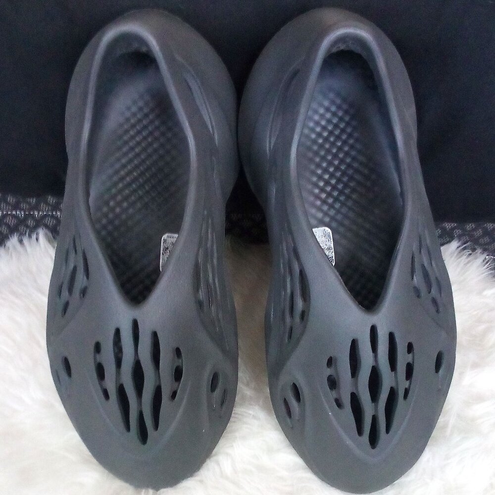 ADIDAS YEEZY FOAM RUNNER ONYX